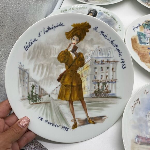 10 “Women of the Century”Collective Plates by artist D’Arceau, Signed & Numbered - Picture 3 of 16